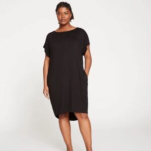 Universal Standard Helen Liquid Jersey Shift Dress XS (10-12) in Black
